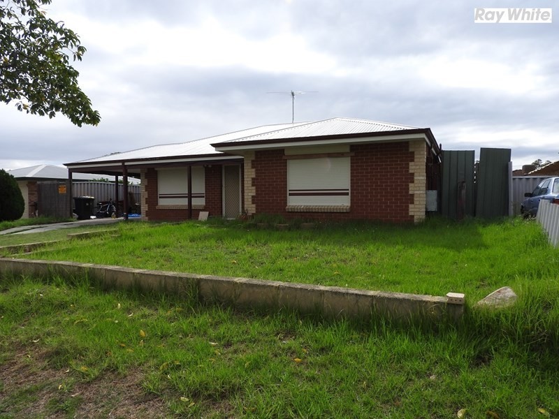 73 Seminole Gardens, Seville Grove WA 6112