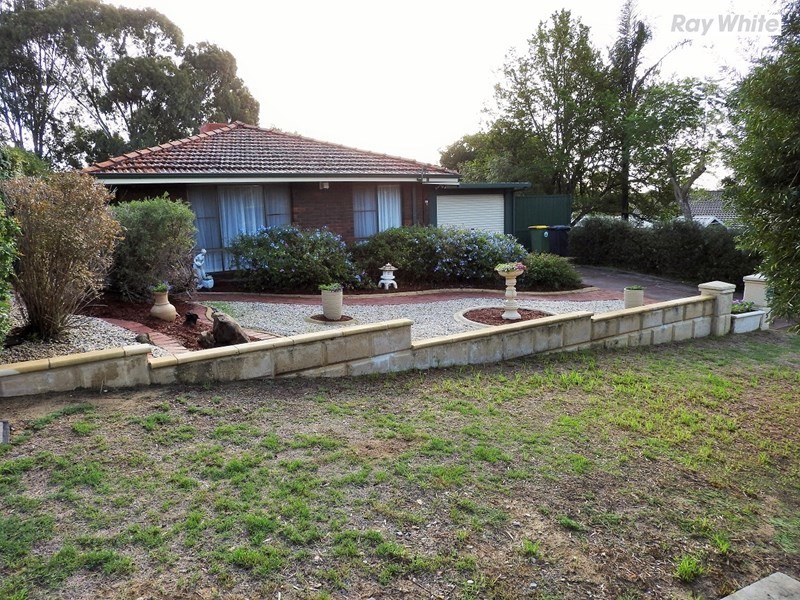 5 Whittington Street, Mount Nasura WA 6112