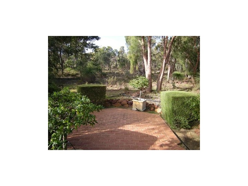 168 Douglas Road, Martin WA 6110