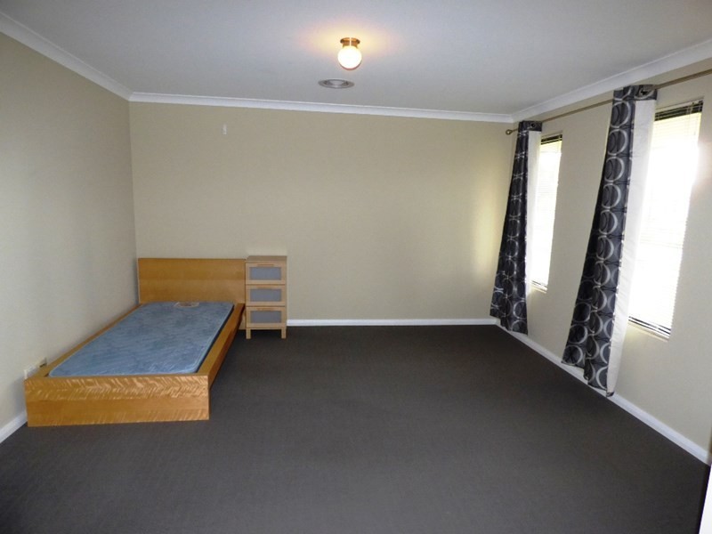 64 Kardan Boulevard, Byford WA 6122