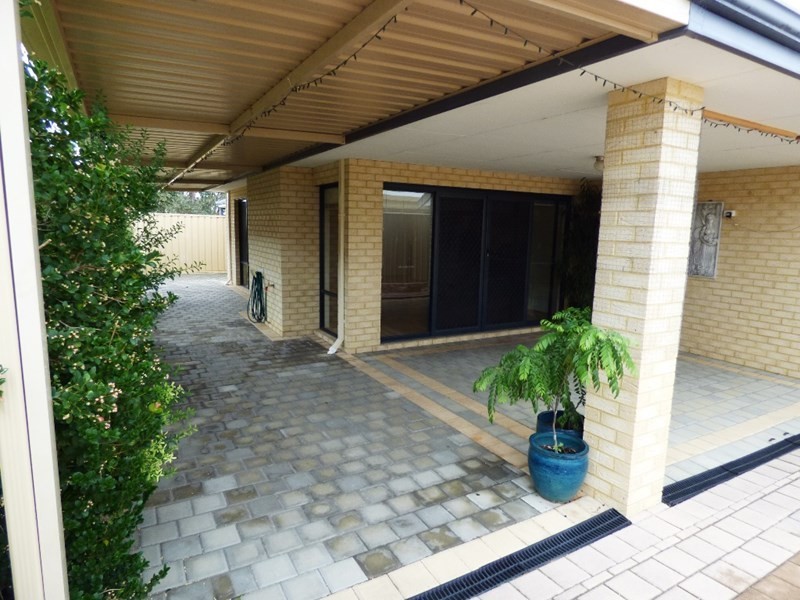 64 Kardan Boulevard, Byford WA 6122