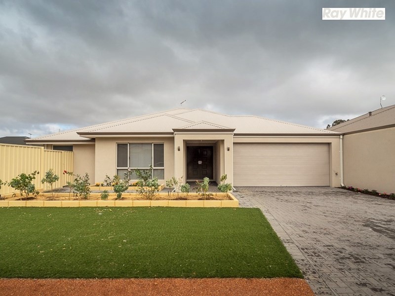 26 Kerrison Parade, Seville Grove WA 6112