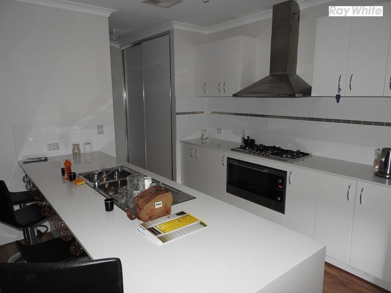 38 Wycliffe Turn, Piara Waters WA 6112