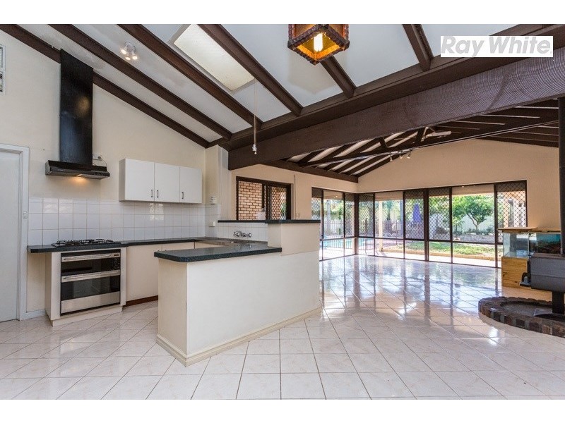 16 Elanora Road, Armadale WA 6112