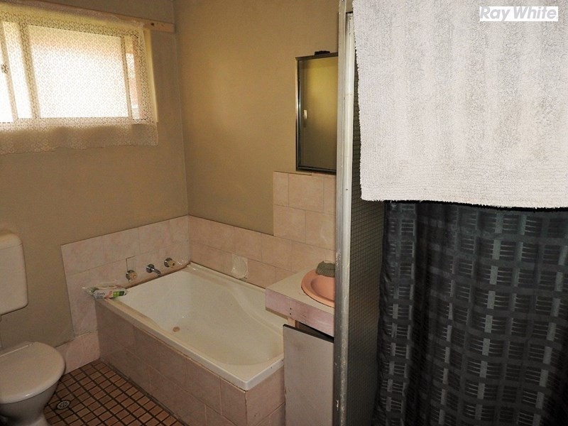 196 Westfield Road, Kelmscott WA 6111