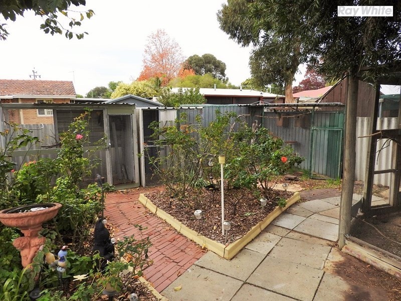 196 Westfield Road, Kelmscott WA 6111