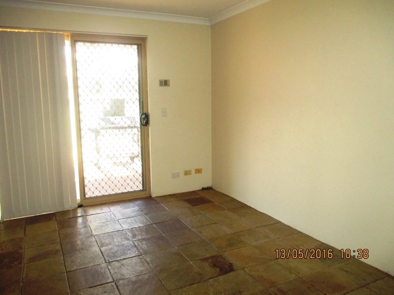 62 Farmer Avenue, Brookdale WA 6112