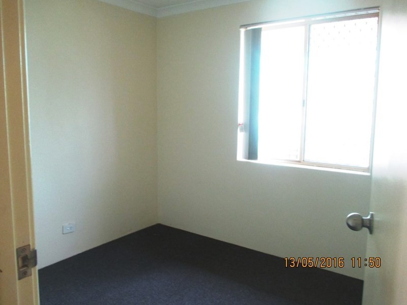 62 Farmer Avenue, Brookdale WA 6112