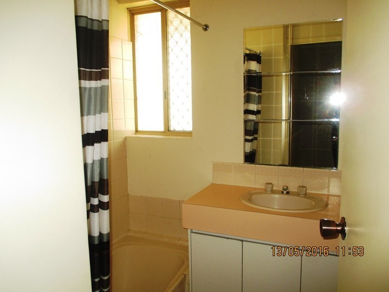 62 Farmer Avenue, Brookdale WA 6112