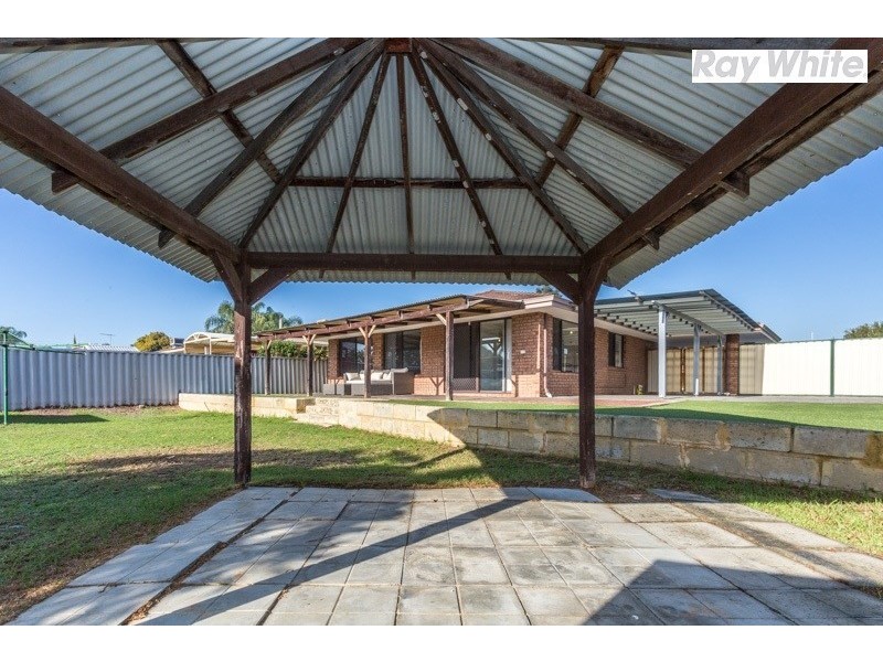 18 Candish Grove, Seville Grove WA 6112