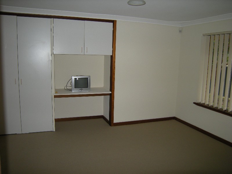 17 James Street, Armadale WA 6112