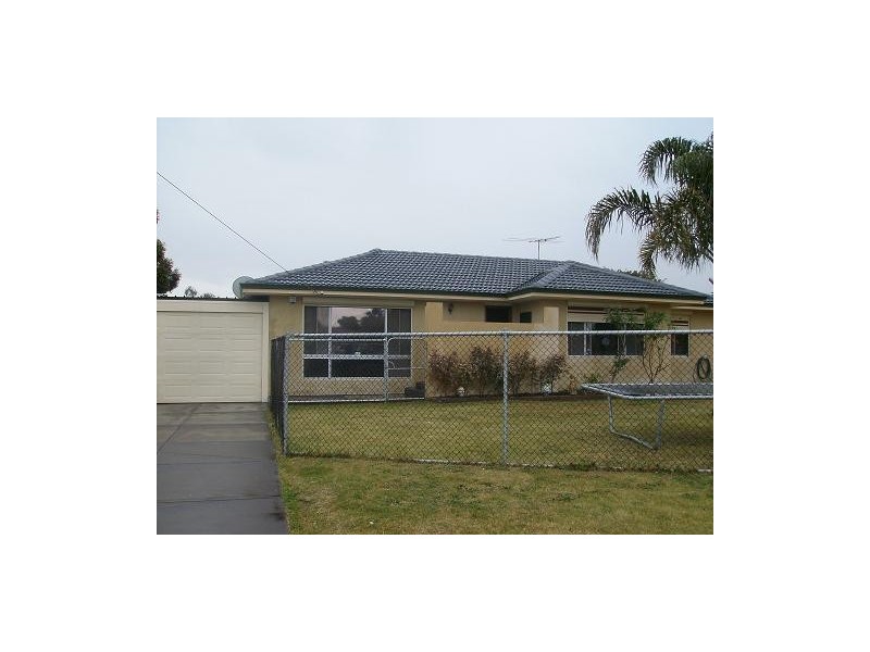 38 Holling Street, Maddington WA 6109