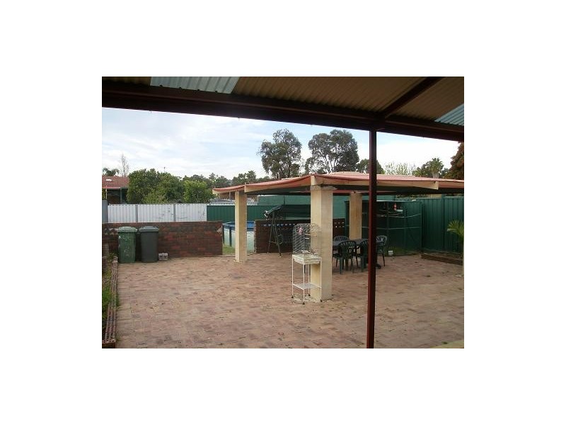 38 Holling Street, Maddington WA 6109