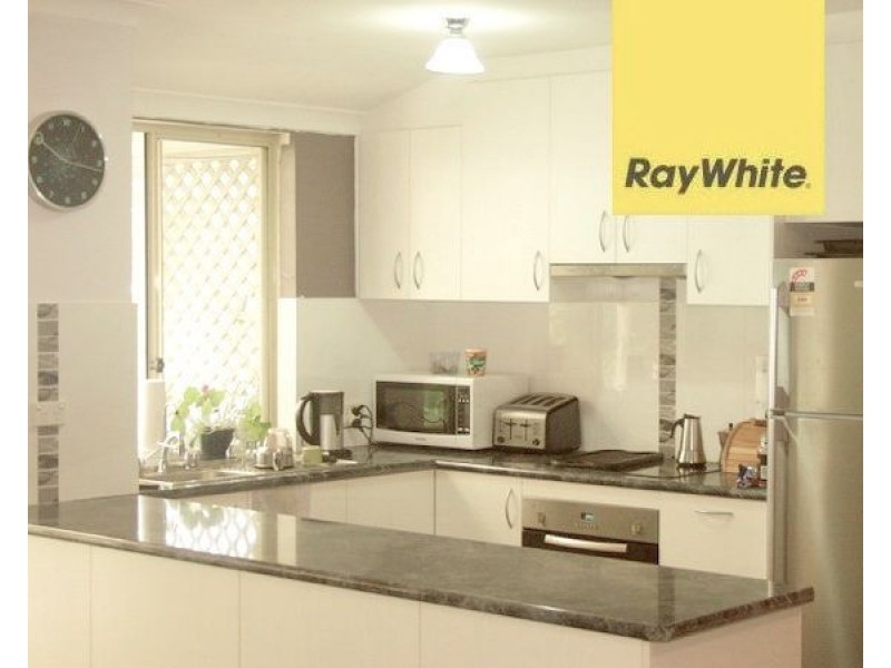 25 Lisbon Way, Seville Grove WA 6112