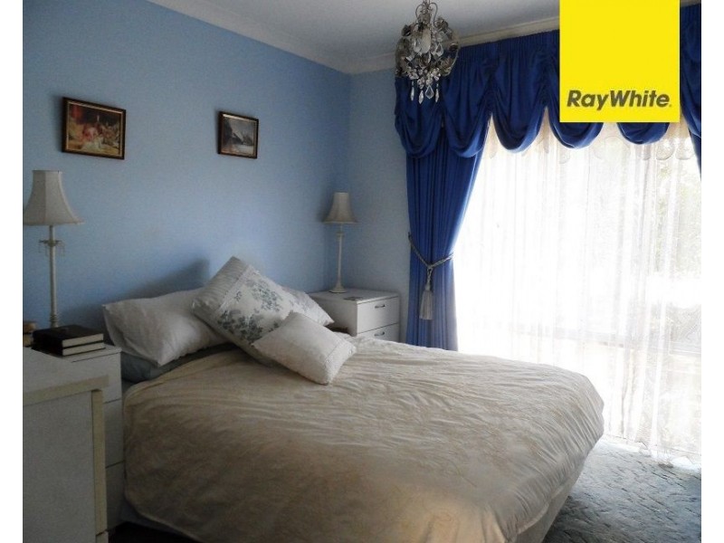 25 Lisbon Way, Seville Grove WA 6112