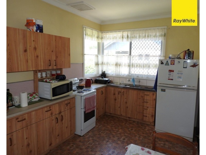 63 Wungong Road, Armadale WA 6112