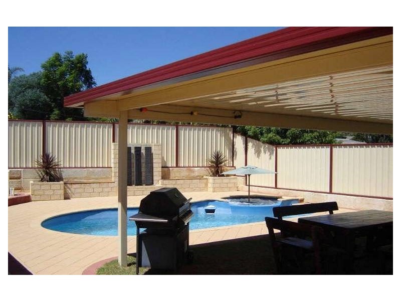 31 Merilee Terrace, Kelmscott WA 6111