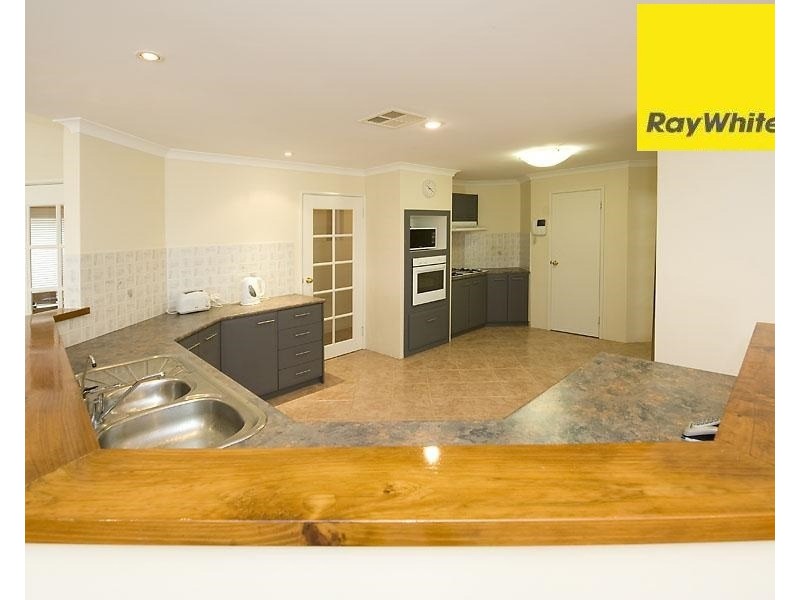 108 Goodwood Way, Canning Vale WA 6155