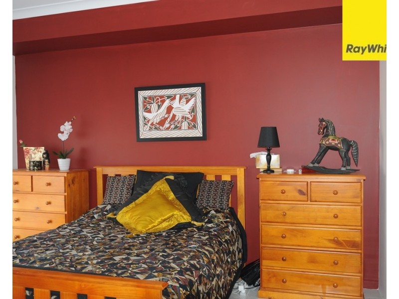 4 Le Souef Street, Maddington WA 6109