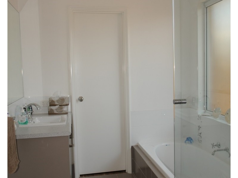 4 Le Souef Street, Maddington WA 6109