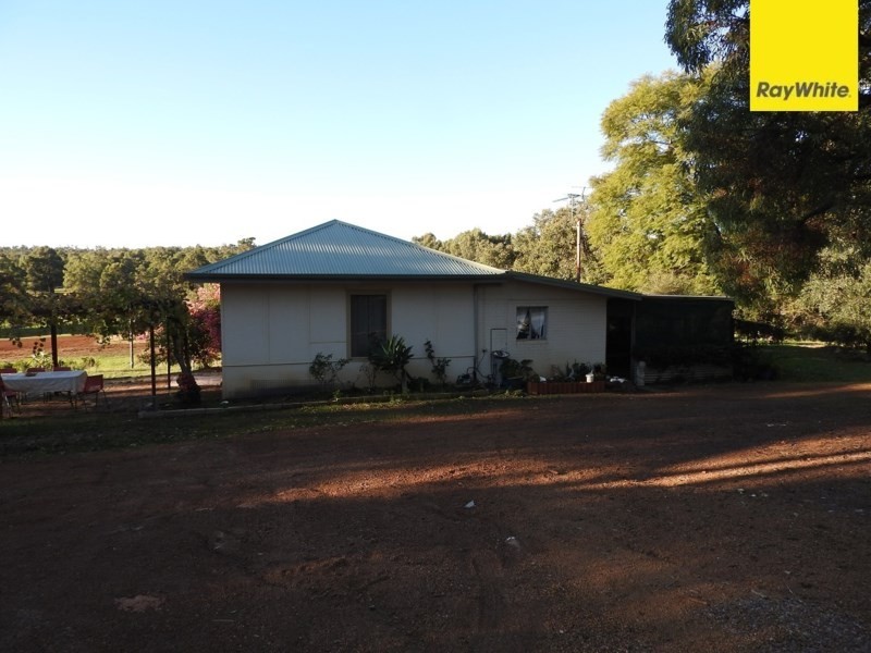 581 Canning Mills Road, Martin WA 6110