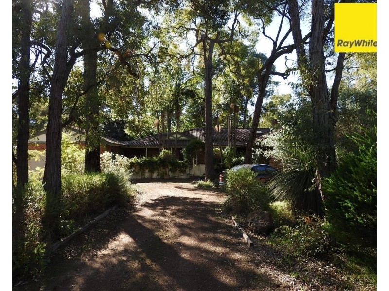 13 High Road, Roleystone WA 6111