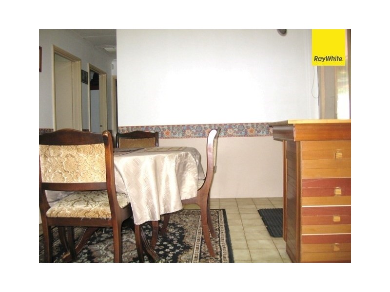 4 Smith Close, Armadale WA 6112