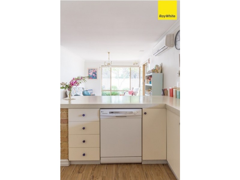 30 Abernethy Grove, Seville Grove WA 6112