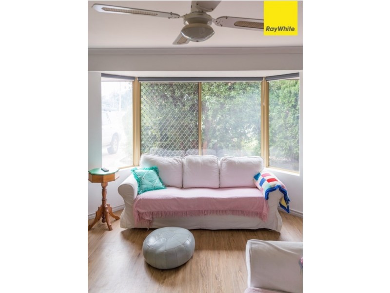 30 Abernethy Grove, Seville Grove WA 6112