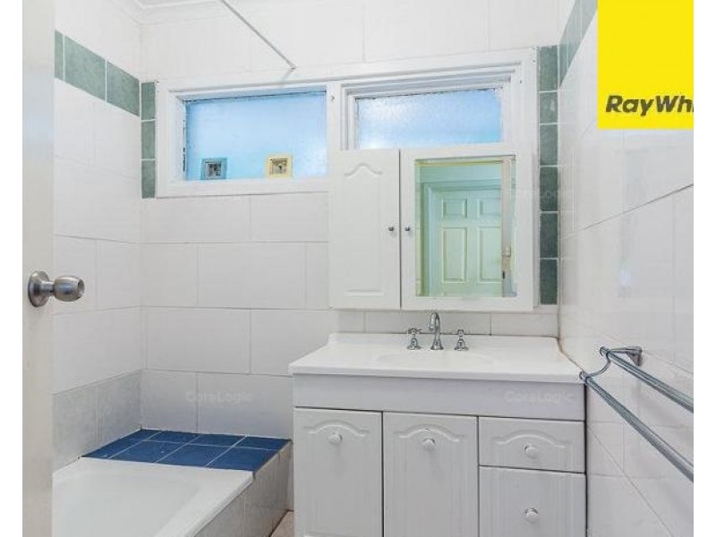 63 Girraween Street, Armadale WA 6112