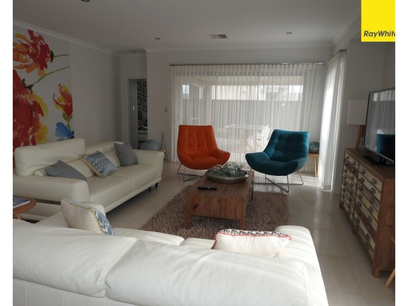 55 Oakbella Parade, Harrisdale WA 6112