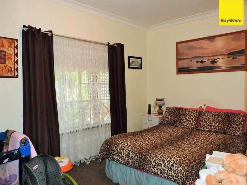 67 Amethyst Crescent, Mount Richon WA 6112