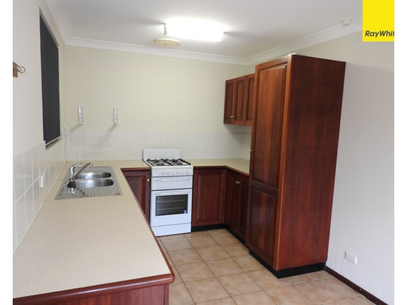 5 Namoi Place, Armadale WA 6112