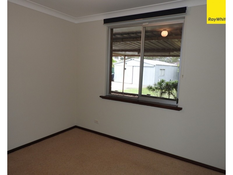 5 Namoi Place, Armadale WA 6112