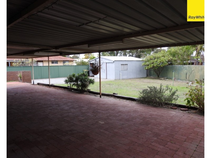 5 Namoi Place, Armadale WA 6112