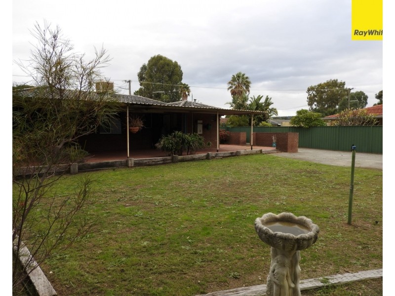 5 Namoi Place, Armadale WA 6112