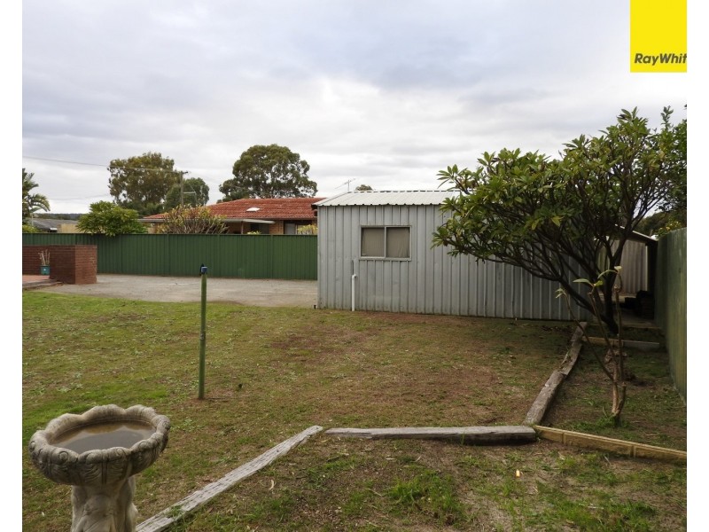 5 Namoi Place, Armadale WA 6112