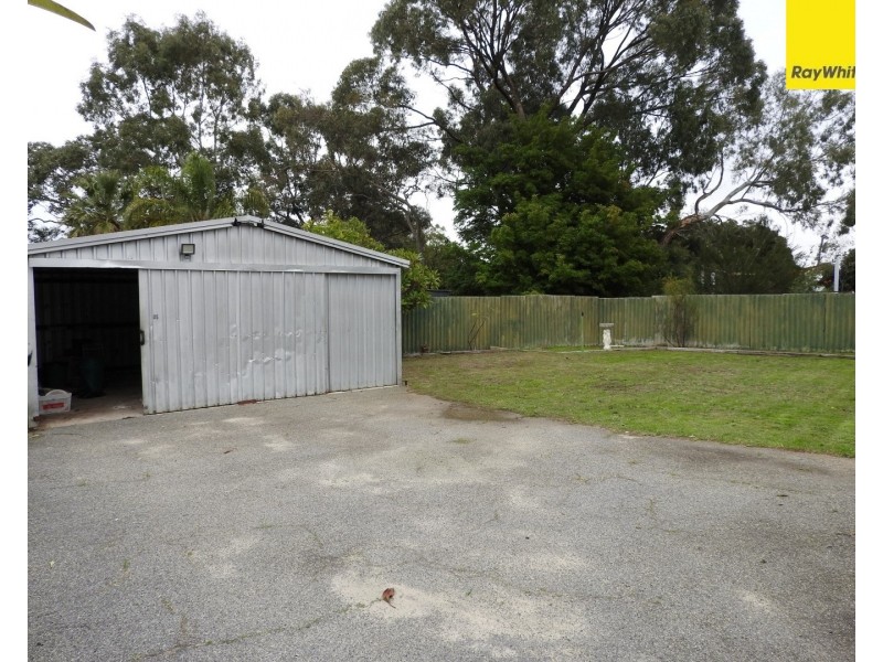 5 Namoi Place, Armadale WA 6112