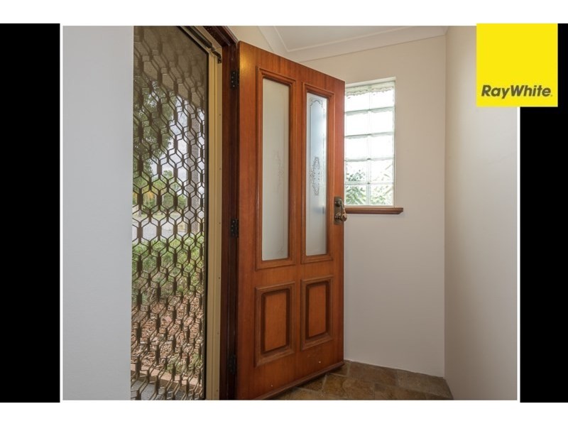 1 Tummell Court, Seville Grove WA 6112