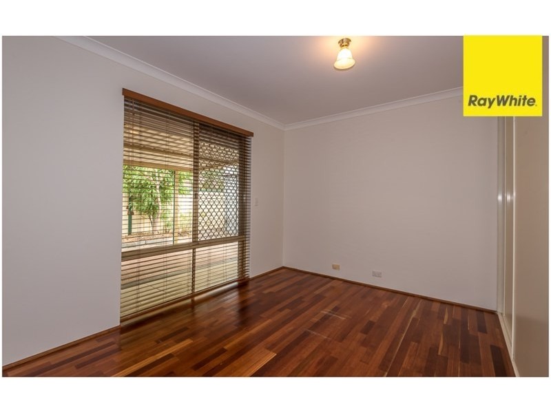 1 Tummell Court, Seville Grove WA 6112