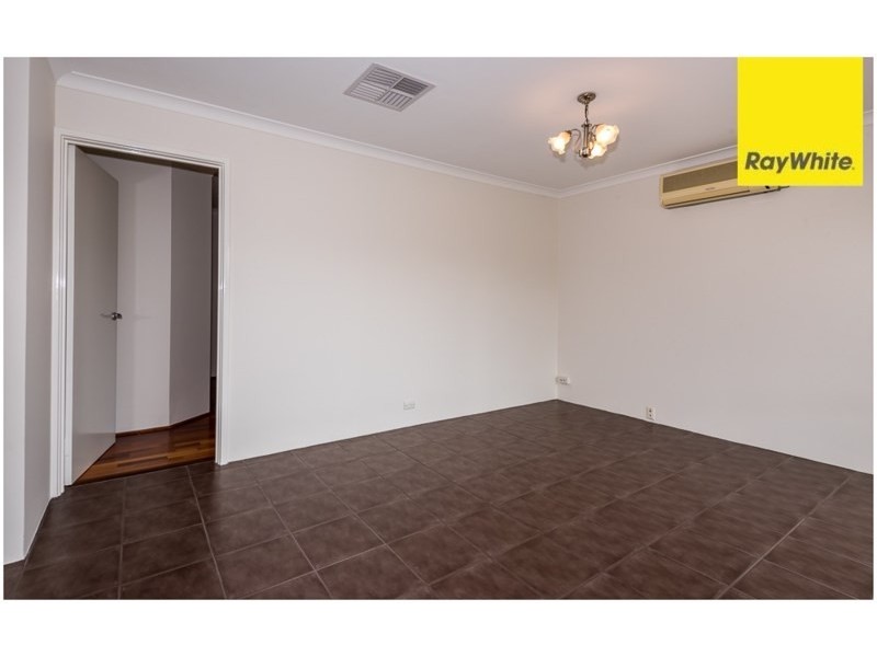 1 Tummell Court, Seville Grove WA 6112