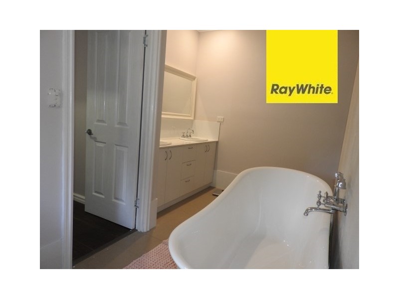 885 Kingston Road, Mount Helena WA 6082