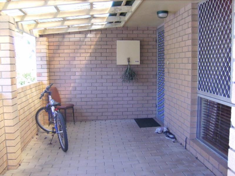 16 Dollis Way, Armadale WA 6112