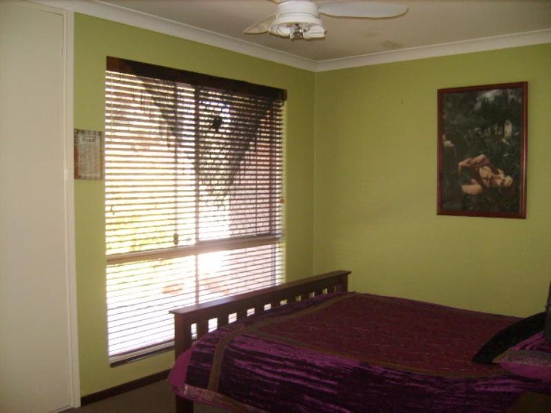 16 Dollis Way, Armadale WA 6112