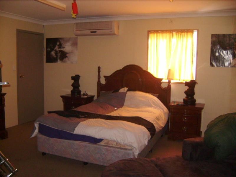 16 Dollis Way, Armadale WA 6112