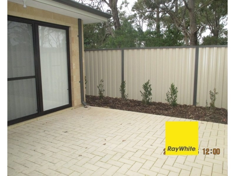 12/99 Lowanna Way, Armadale WA 6112