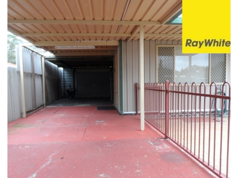 10 Harlow Street, Camillo WA 6111