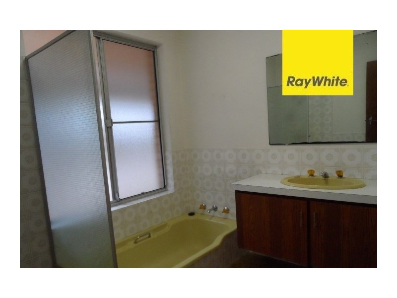 28 Wandoo Street, Mount Nasura WA 6112