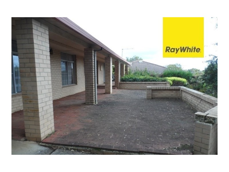 28 Wandoo Street, Mount Nasura WA 6112