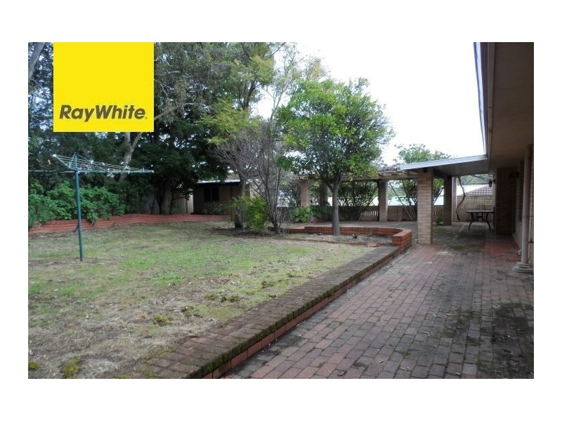 28 Wandoo Street, Mount Nasura WA 6112